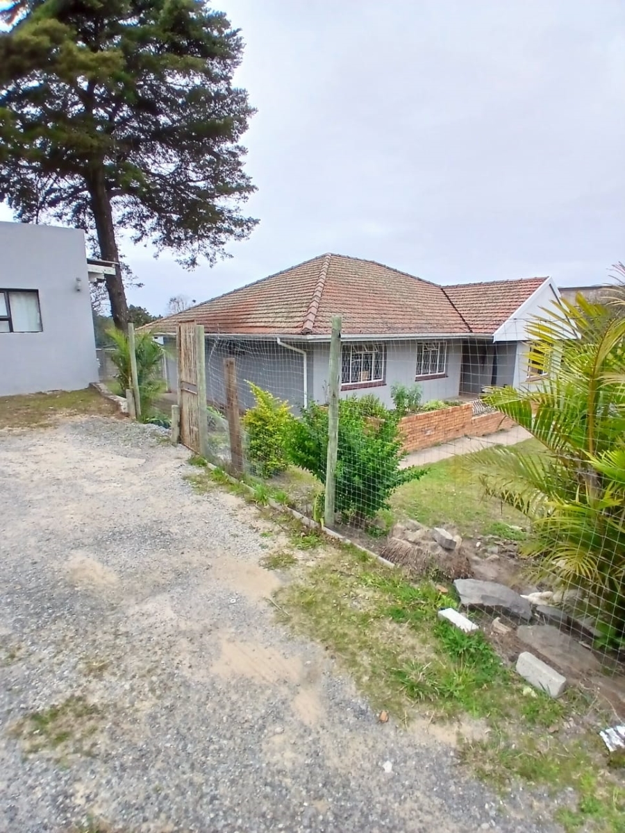 3 Bedroom Property for Sale in Cambridge Eastern Cape
